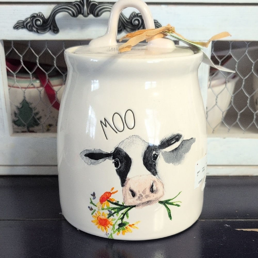 RAE DUNN MOO CANISTER